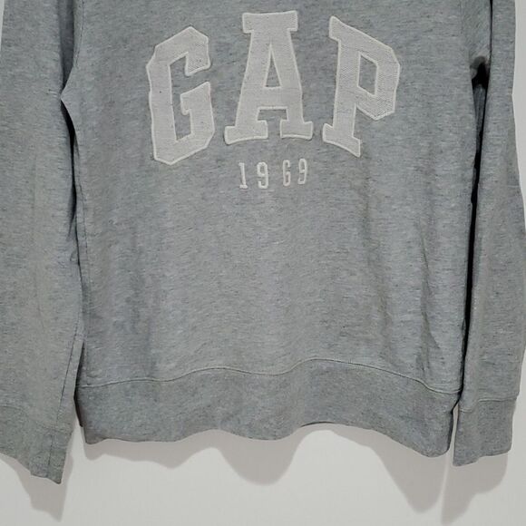 𝅺GAP small grey crewneck sweater - Picture 3 of 7